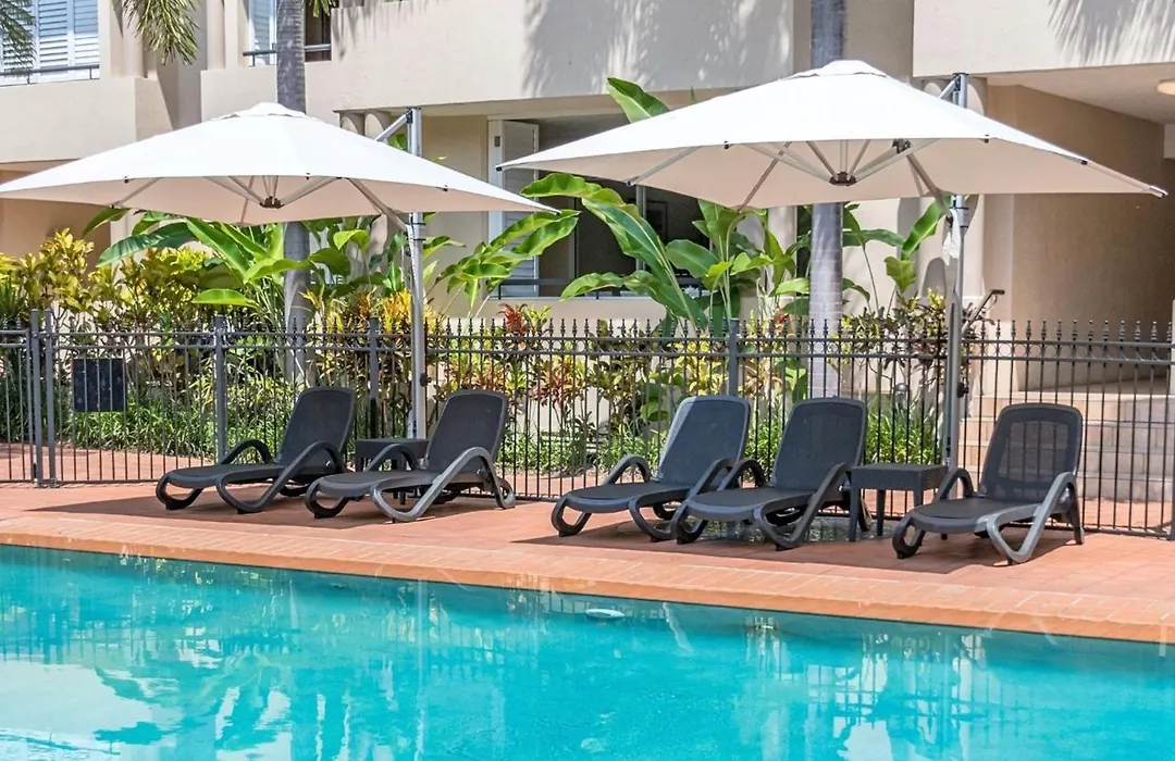 Cayman Villas Port Douglas-1