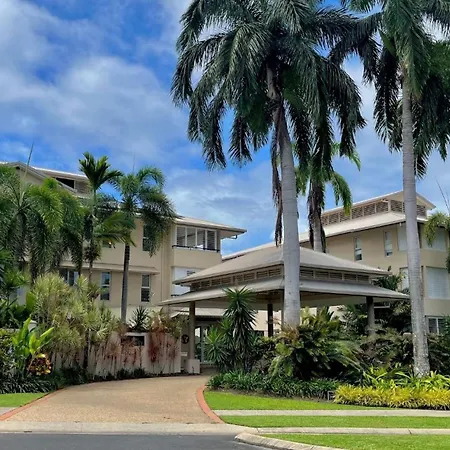 Cayman Villas Port Douglas-2